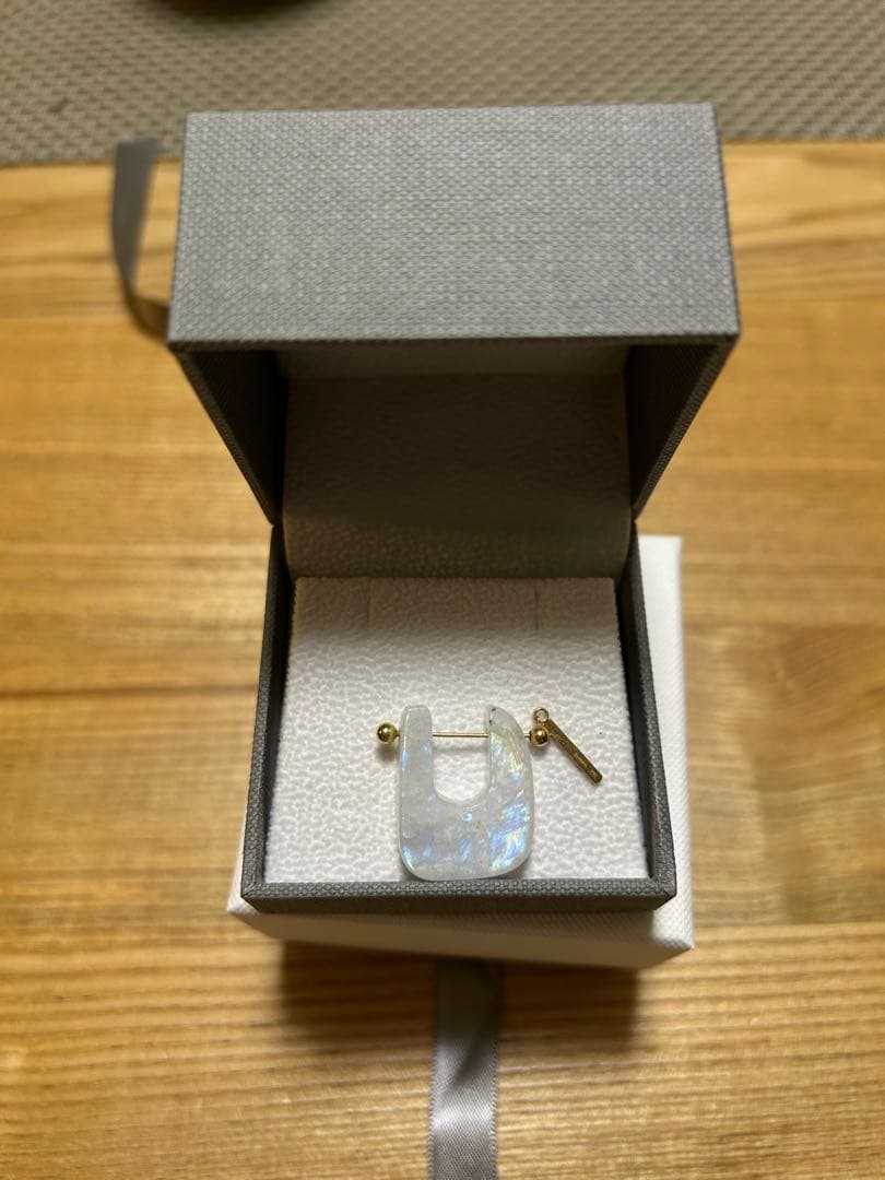 monaka jewelry モナカジュエリー　K18 ロックピアス