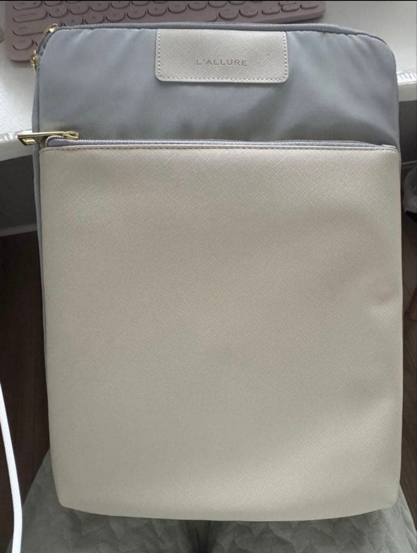 MacBook Air M4 16+512銀 13.6インチ 高級バッグ2個等付