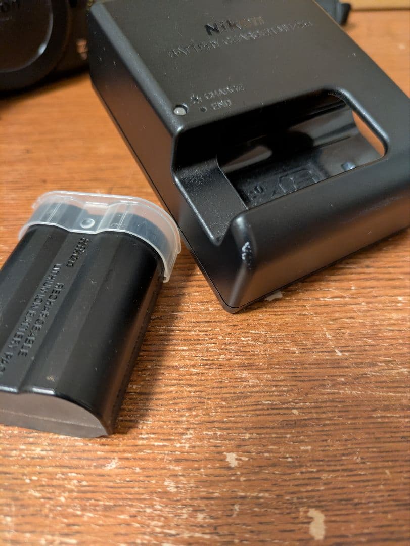 Nikon Z5 ミラーレスカメラ レザーカバー付き（シャッター回数9985回）