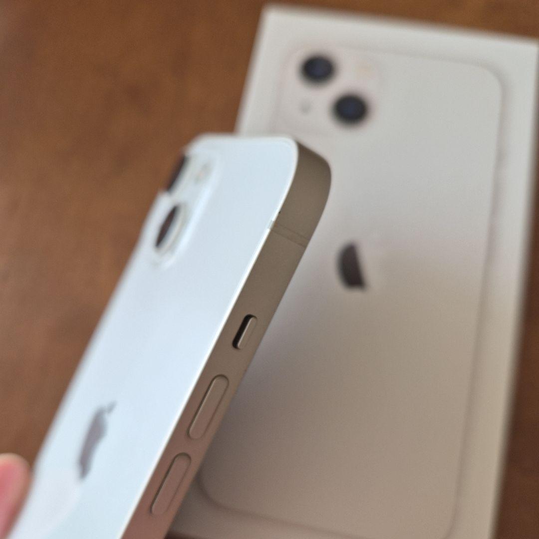 Apple iPhone 13 白 本体