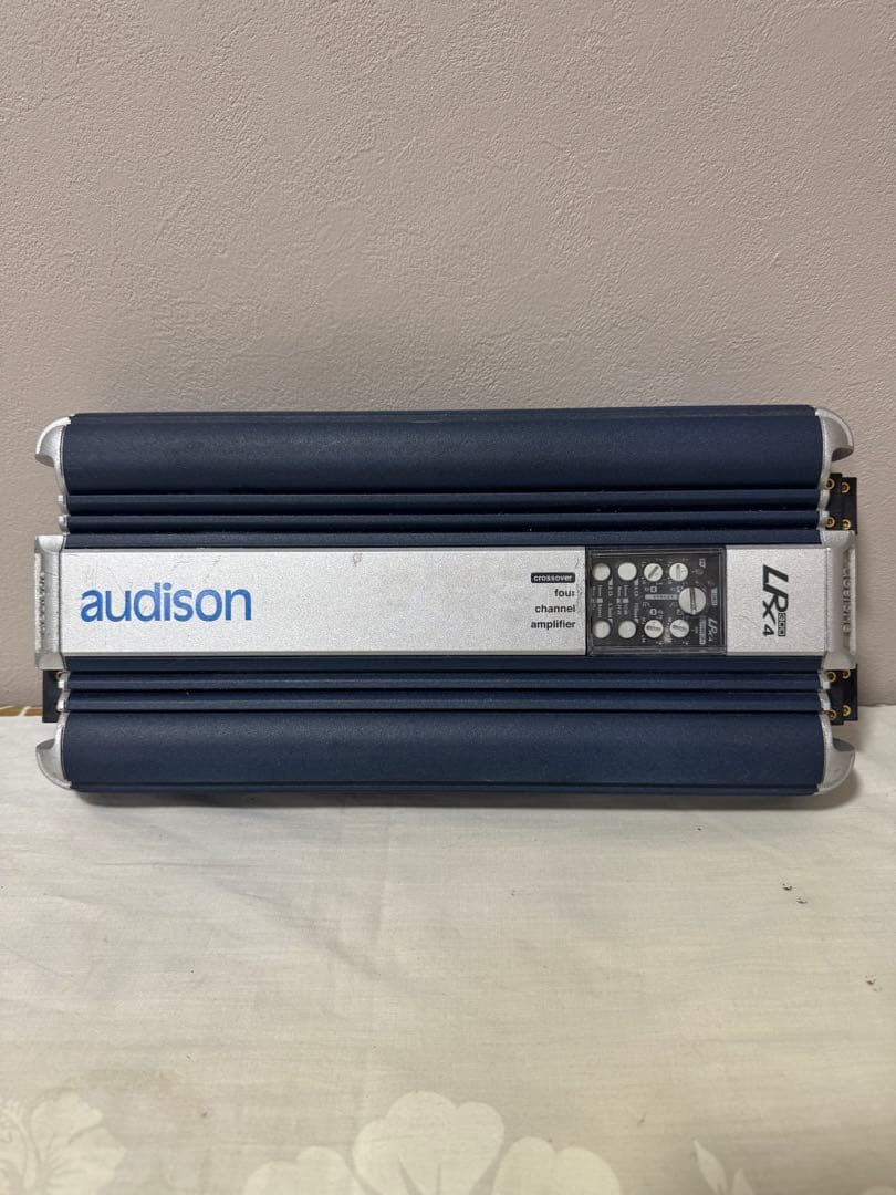 Audison（オーディソン）4ch パワーアンプ LRx4•300