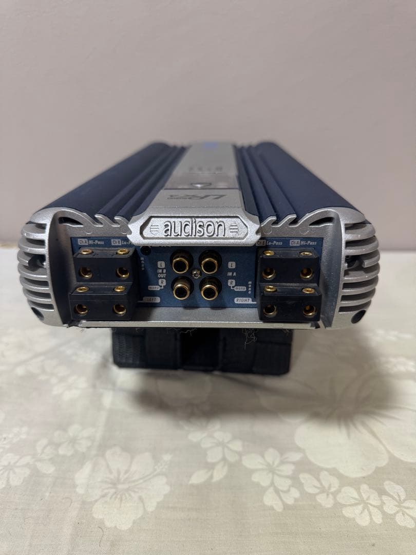 Audison（オーディソン）4ch パワーアンプ LRx4•300