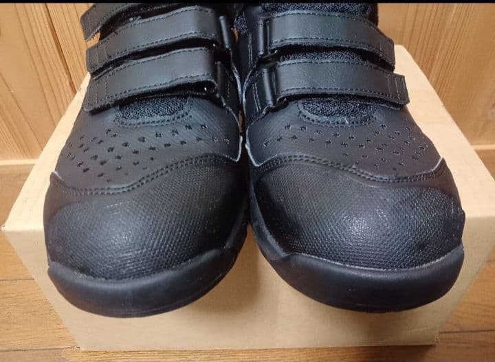 美品アシックス 安全靴 CP112 27.0センチ