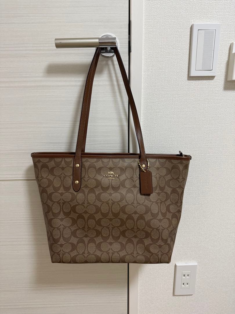 Coach ロゴプリント トートバッグ