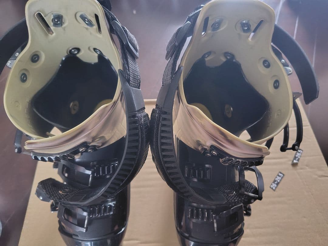 ゆうじろう　GEN FACTORY　フリースキーブーツモデル