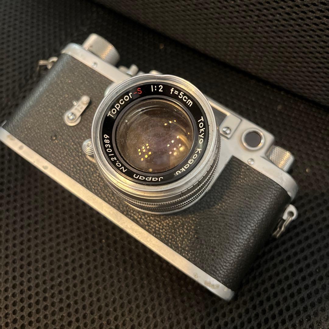 Leotax F レンジファインダーカメラ