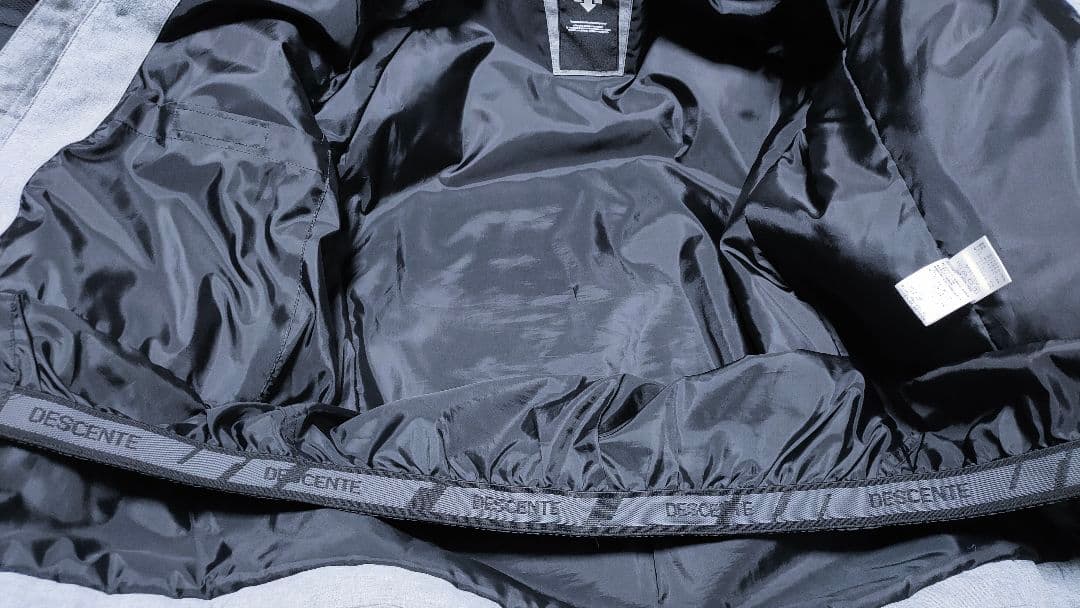 【DESCENTE デサント】 スキーウェア ジャケット 防水 良品