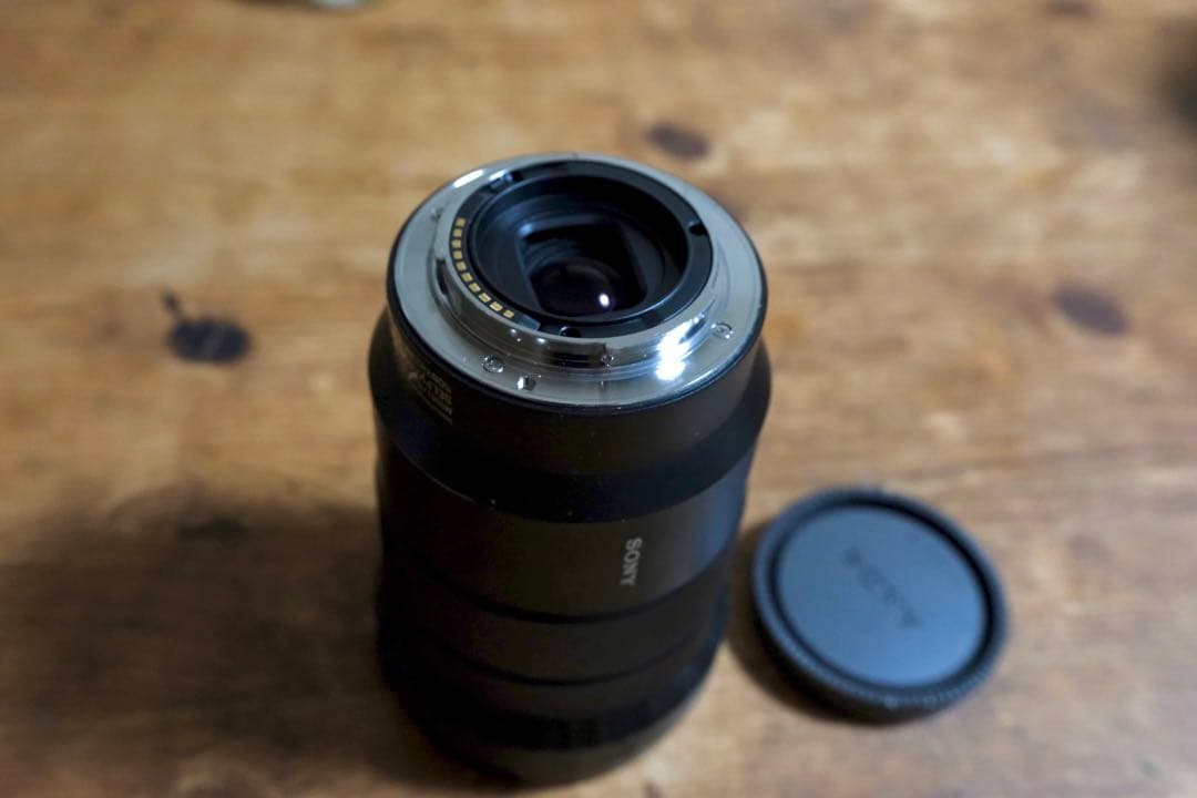 【値下げ可】SONYズームレンズ 18-105mm F4 （くもり1箇所あり）