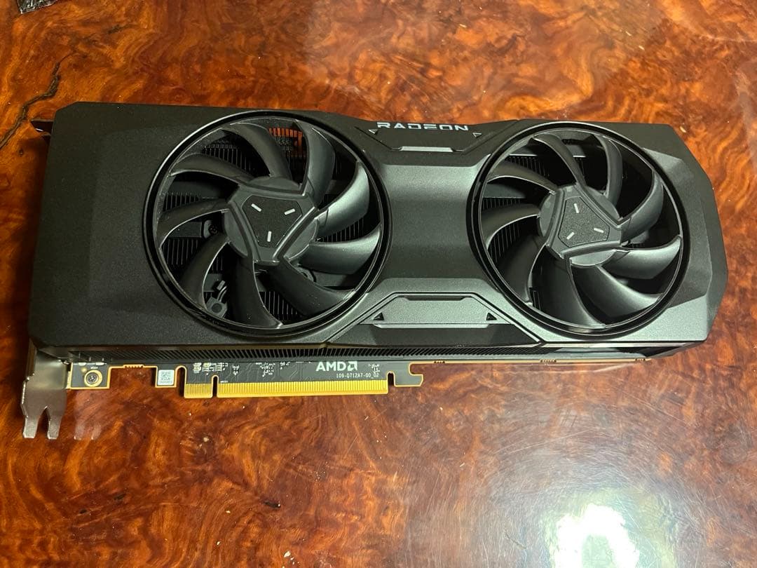 グラフィックボード・グラボ・ビデオカード AMD Radeon 7800XT