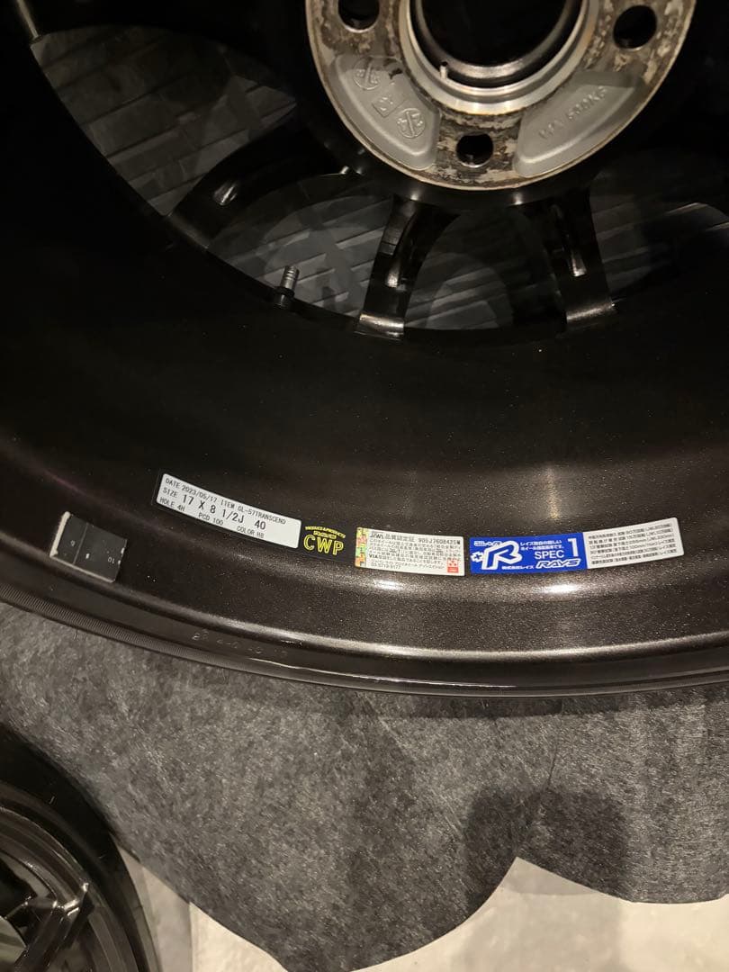 【超美品】NDロードスターRAYS 57トラセンド17インチ8.5j FACE2