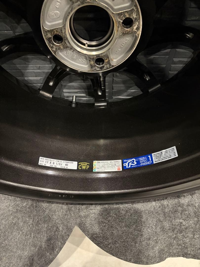 【超美品】NDロードスターRAYS 57トラセンド17インチ8.5j FACE2