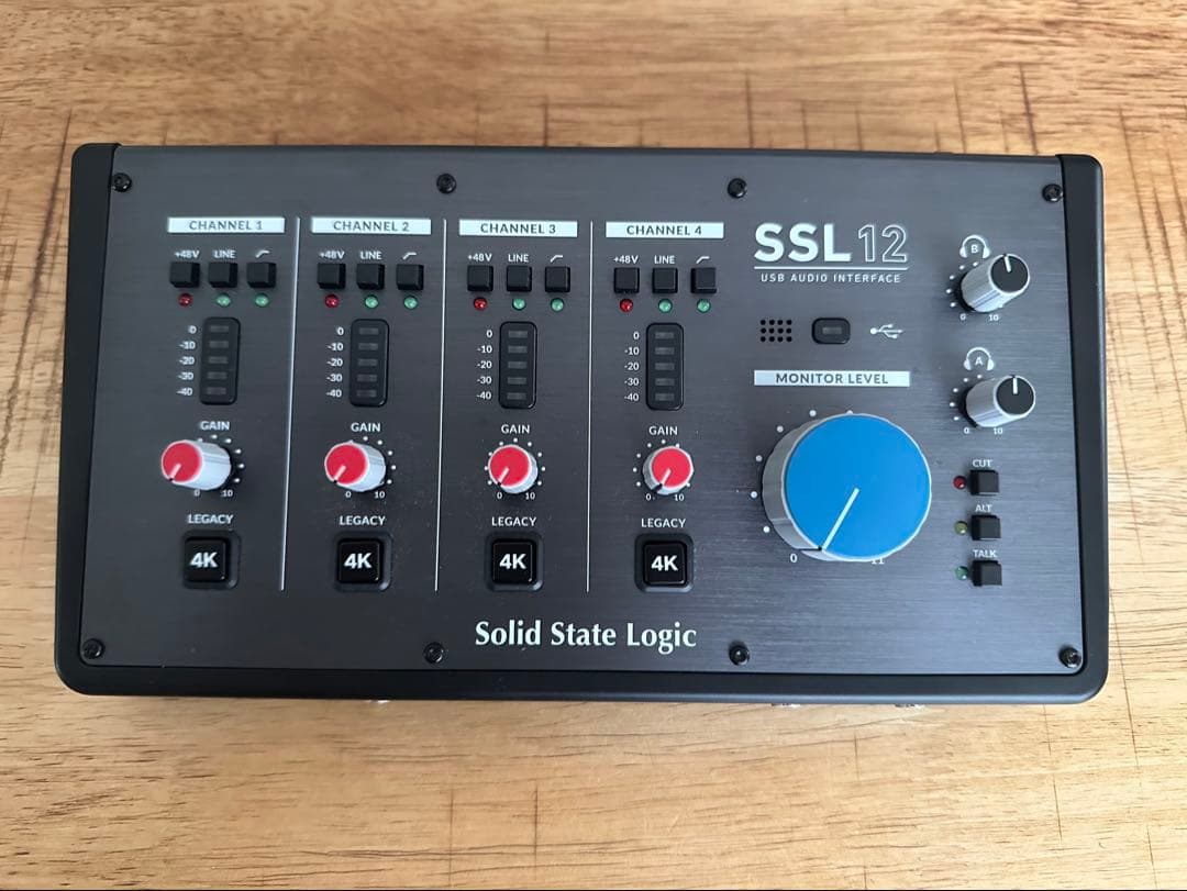 SolidStateLogic SSL12 オーディオインターフェース　中古品