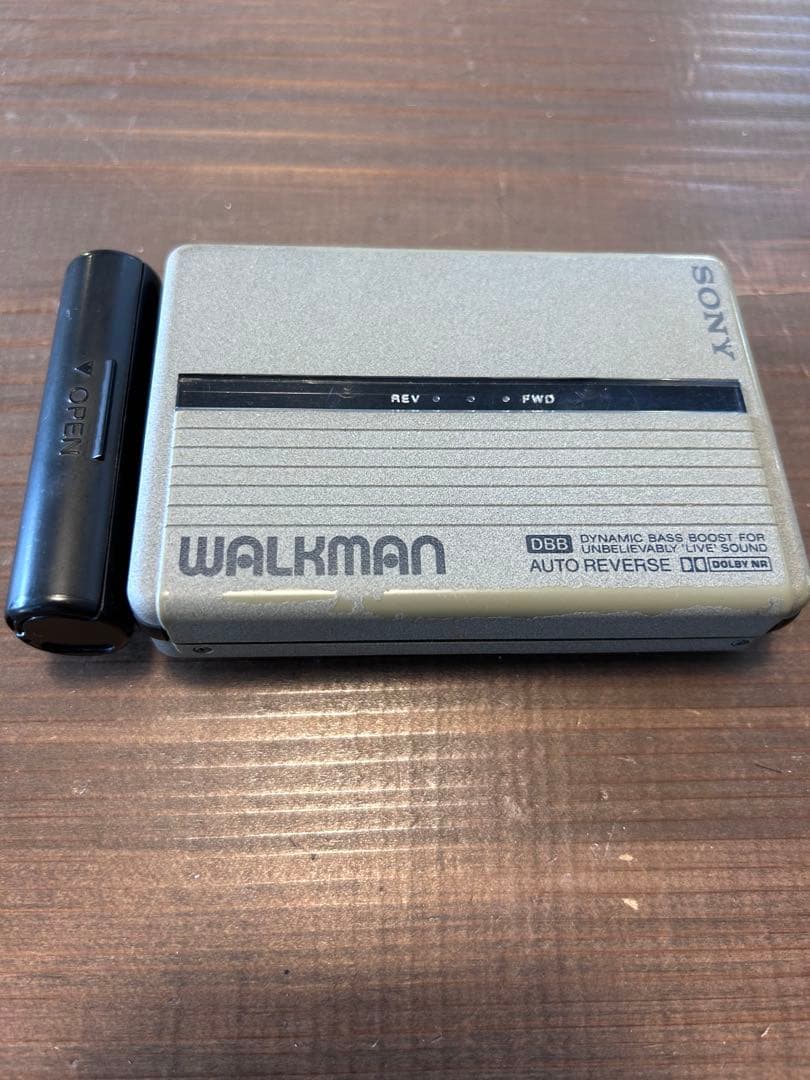 SONY WALKMAN WM-503 ポータブルカセットプレーヤー