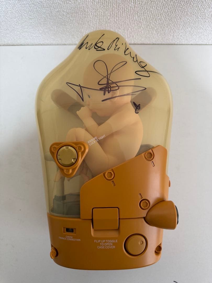 主演サイン入り DEATH STRANDING デスストランディング BBポッド