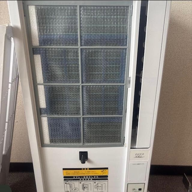 大幅値下げ！2022年製窓用クーラー(1月中引き取り希望)大阪府　KOIZUMI