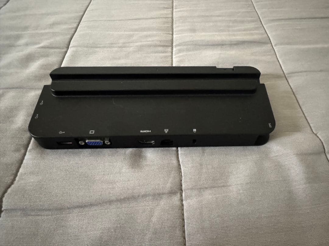 Windowsタブレット本体 Fujitsu Arrows Tab Q739 A/B i5 4GB 128GB