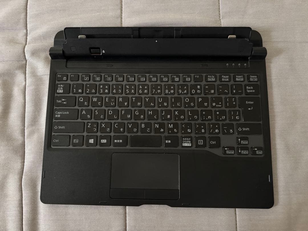 Windowsタブレット本体 Fujitsu Arrows Tab Q739 A/B i5 4GB 128GB