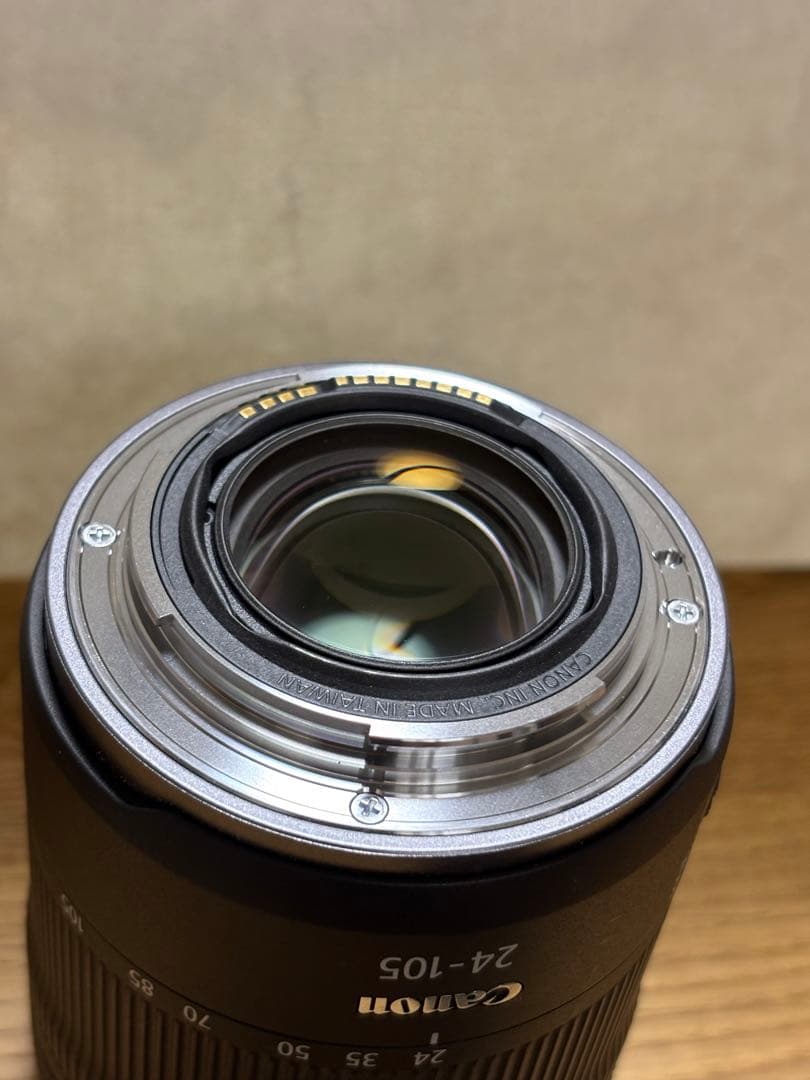 Canon EOS RP ミラーレスカメラ 本体＋レンズ（その他）保証書付