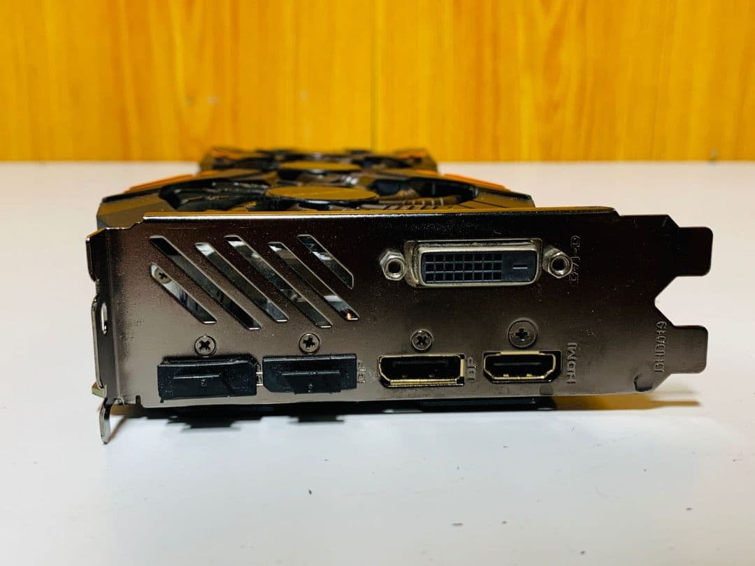 GIGABYTEGAMING -8GD GV-N 1070G1ギガバイトブラック