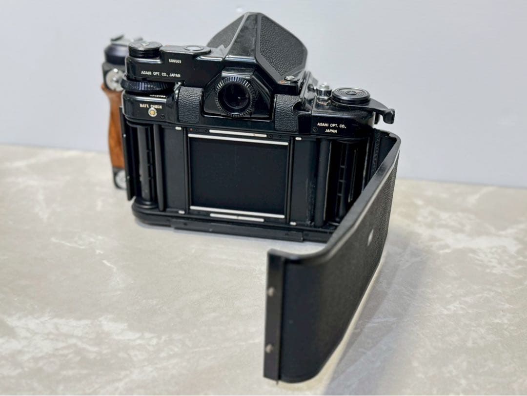 Pentax 6x7 バケペン 105mm F2.4含レンズ3本 木製グリップ付