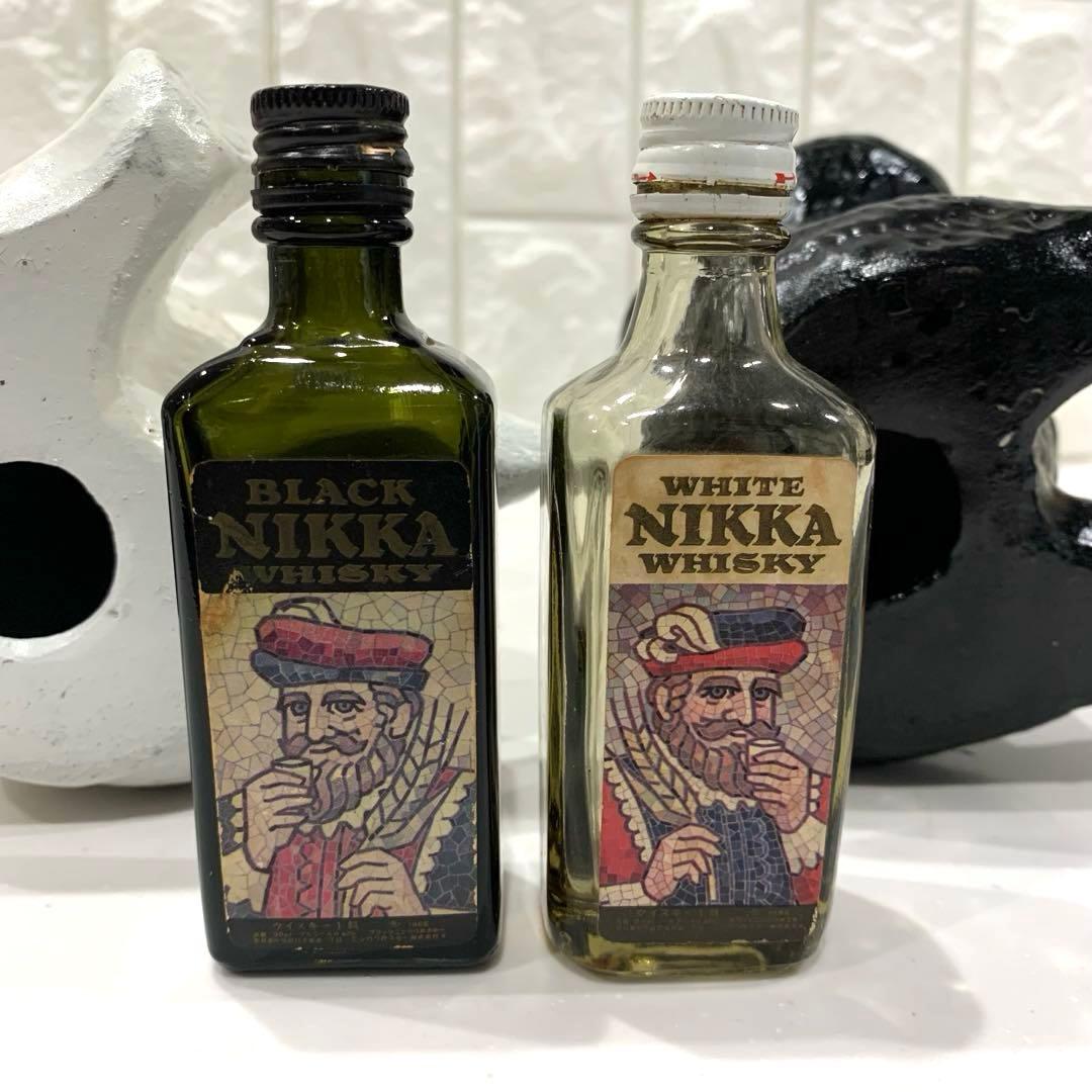 ニッカウヰスキー 抱き熊 木彫り風 陶器　置物 昭和　ブラックニッカ　白黒セット