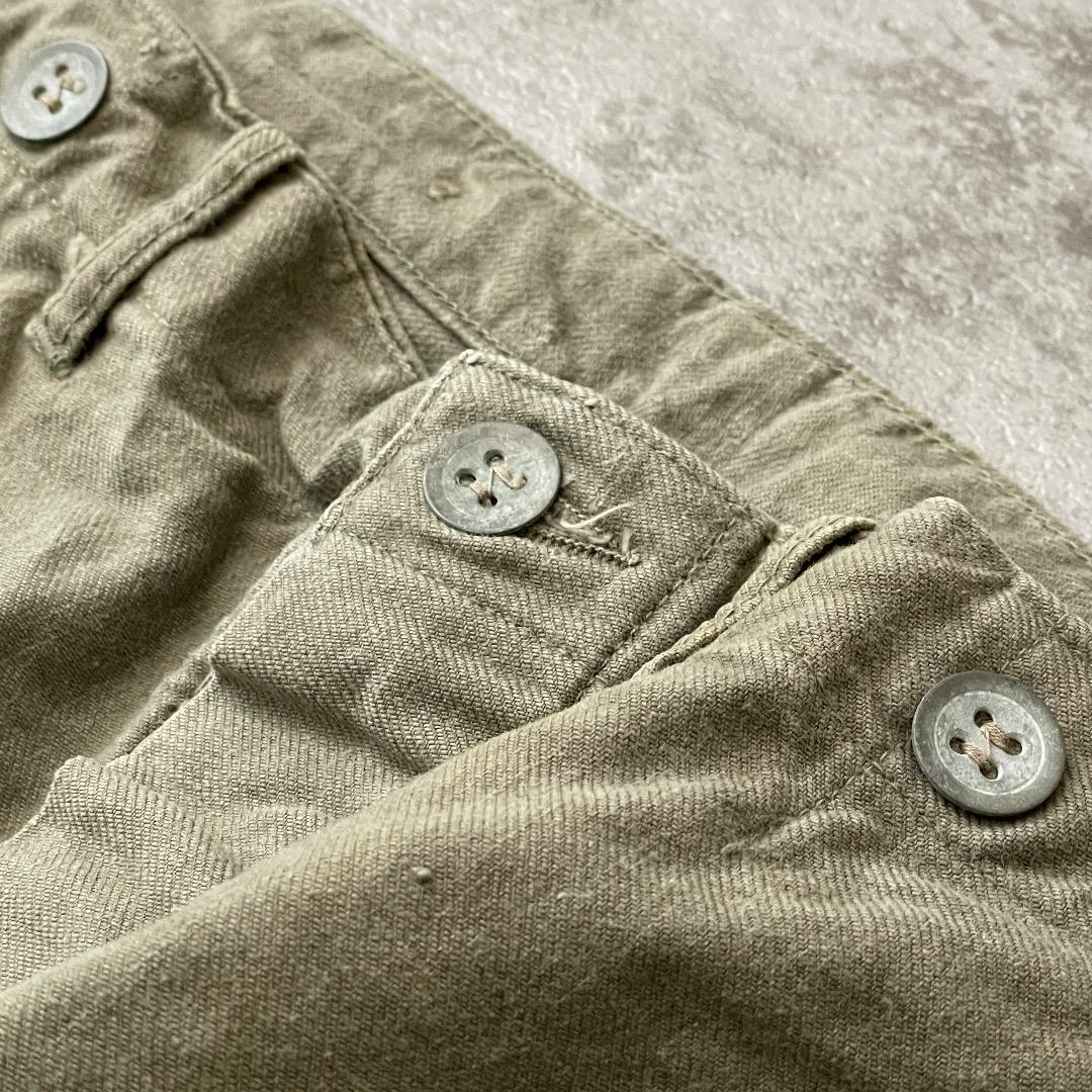 30s スウェーデン軍 実物 針式シンチバック サスペンダーボタンメタル