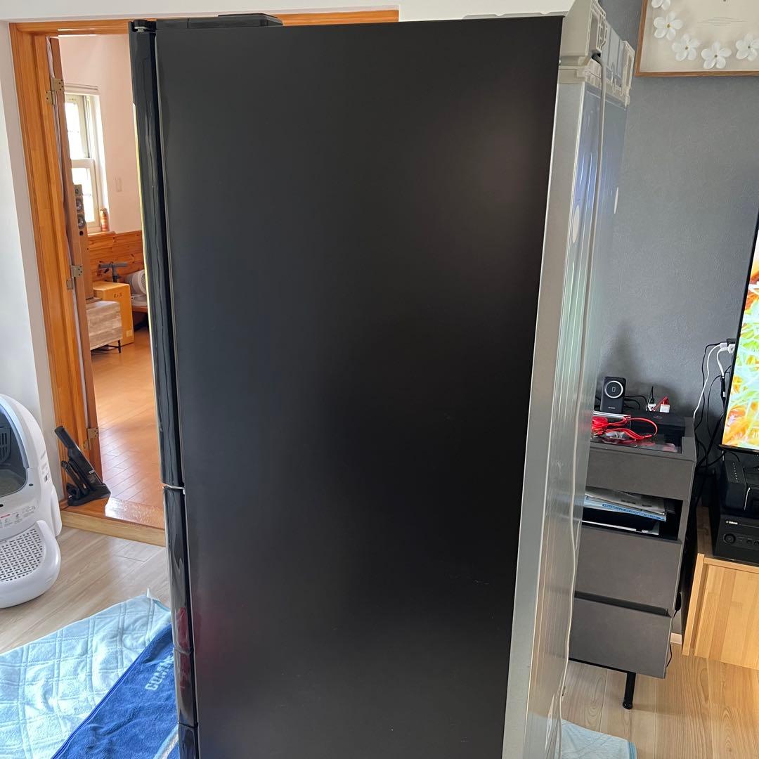 TOSHIBA ブラウン冷蔵庫 タッチ開閉付き　605L