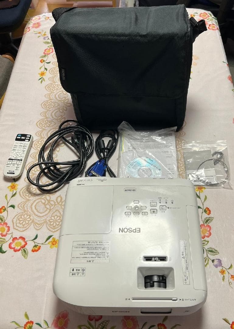 EPSON EB-2142W　4200ルーメン　WXGAランプ使用462/39H