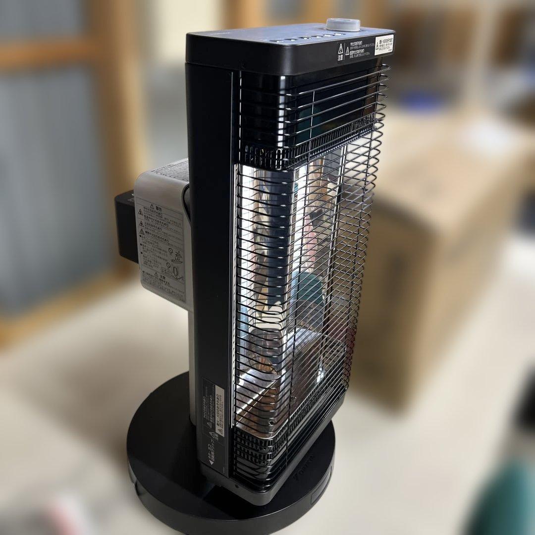 ダイキン　遠赤外線暖房機　セラムヒート　美品　ほぼ未使用。