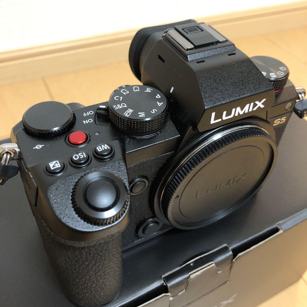★Panasonic LUMIX DC-S5