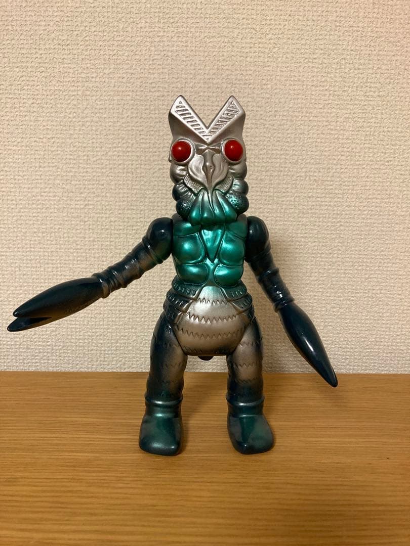 ブルマァク　バルタン星人　メタリックカラー