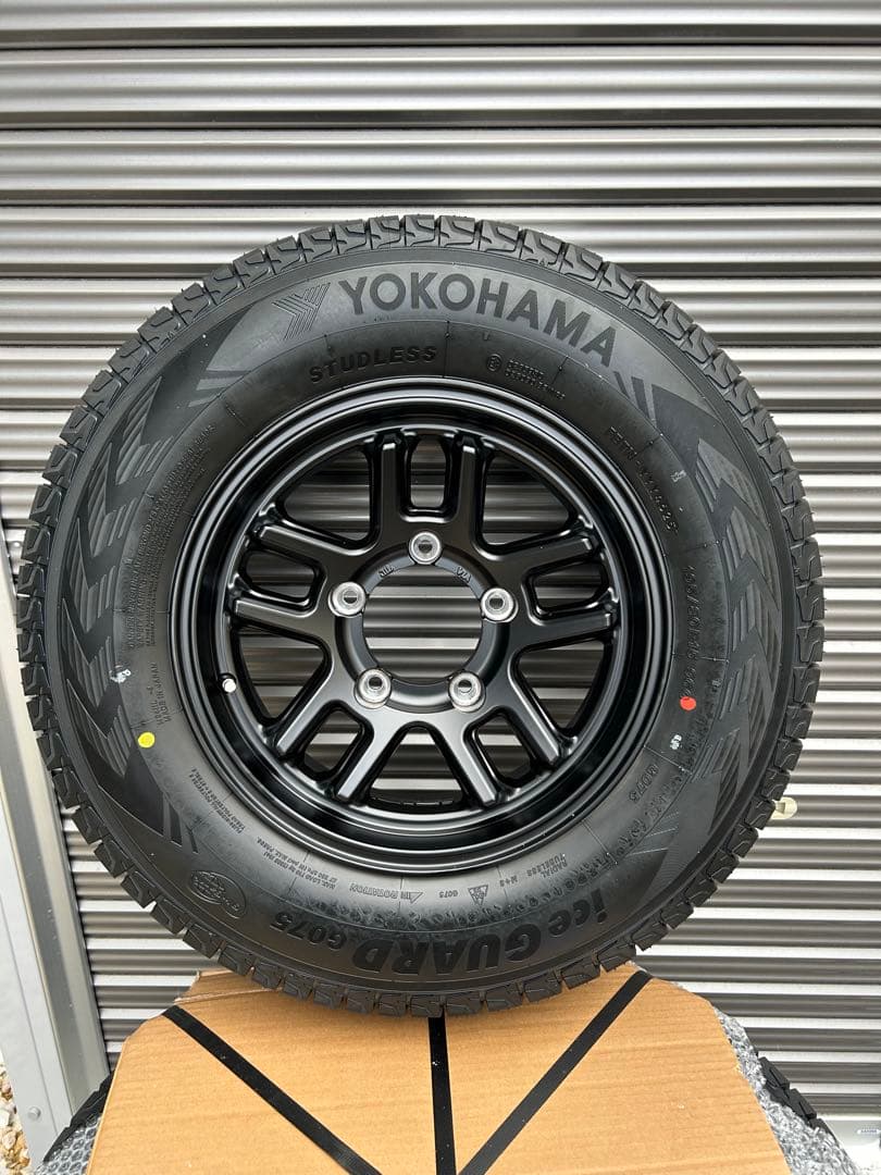 【がく丸】新品セットJB74ジムニーシエラ　ノマド　スタッドレス+ホイール