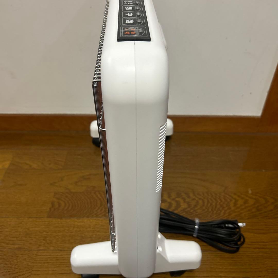 サンルミエ・エクセラ7 ホワイト　遠赤外線暖房機　N700Ｌ-GR