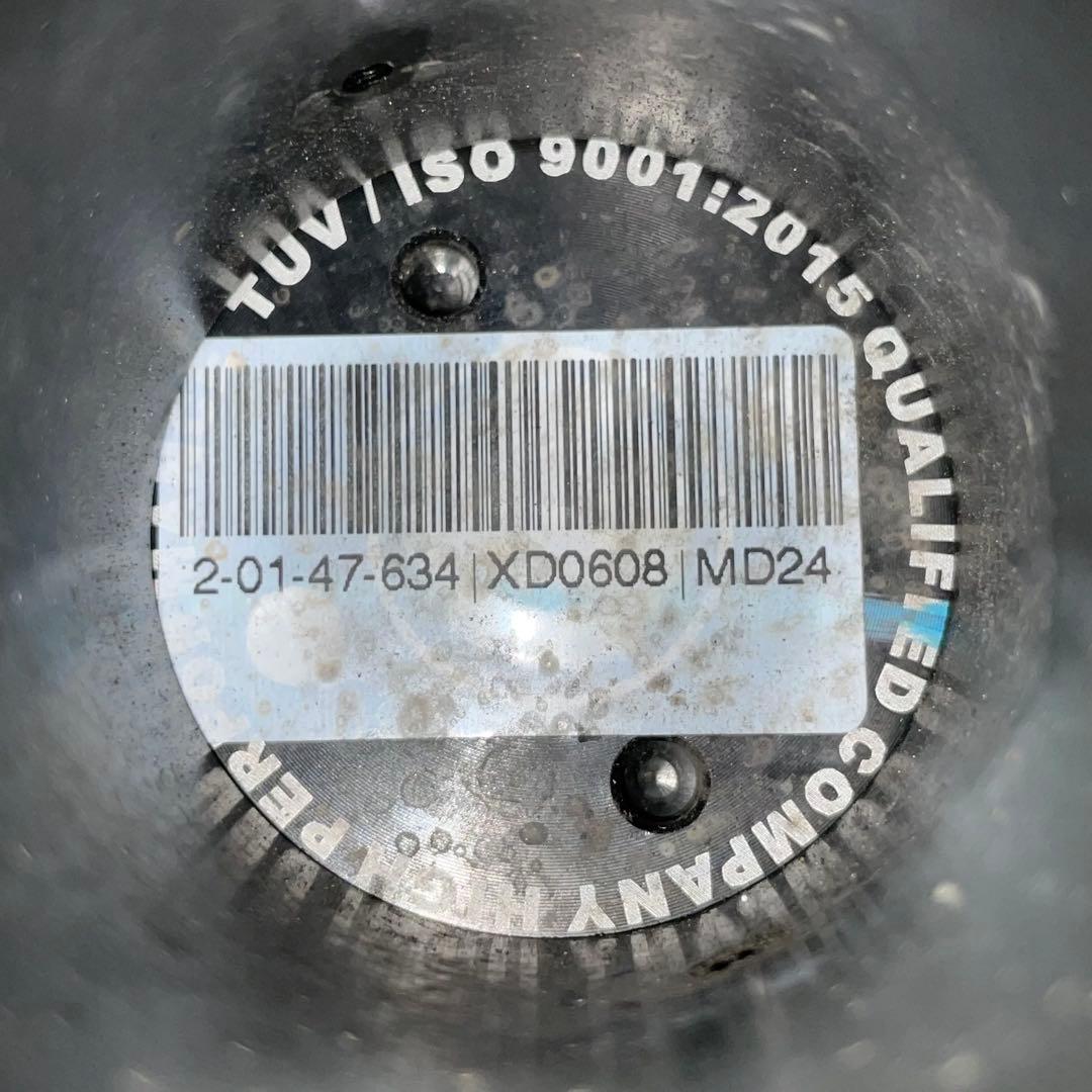 XYZ 車高調 volvo v40用