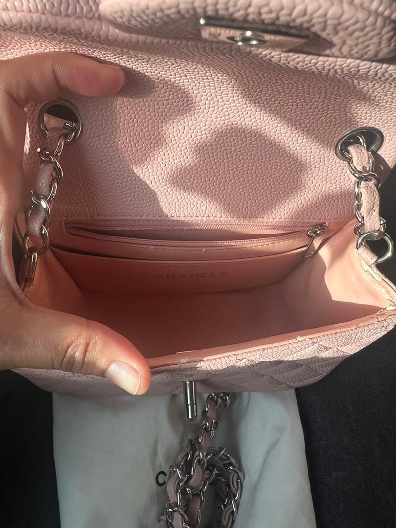 CHANEL PINK SLING BAG (please read⬇️⬇️)