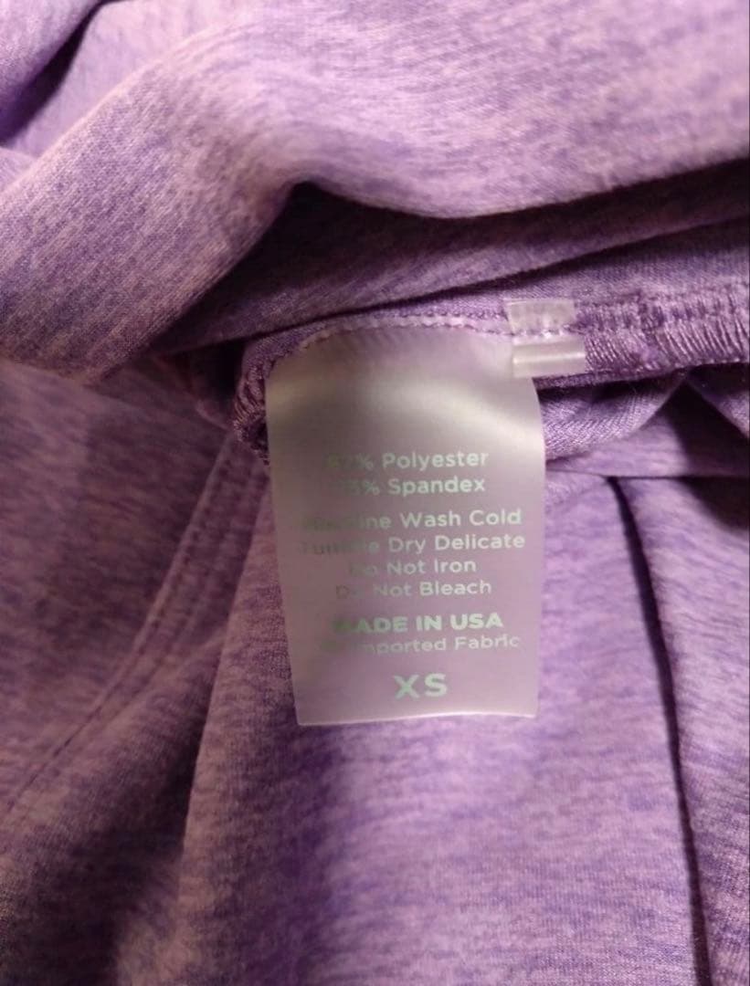 Bombshell SPORTSWEAR(ボムシェルスポーツウェア)