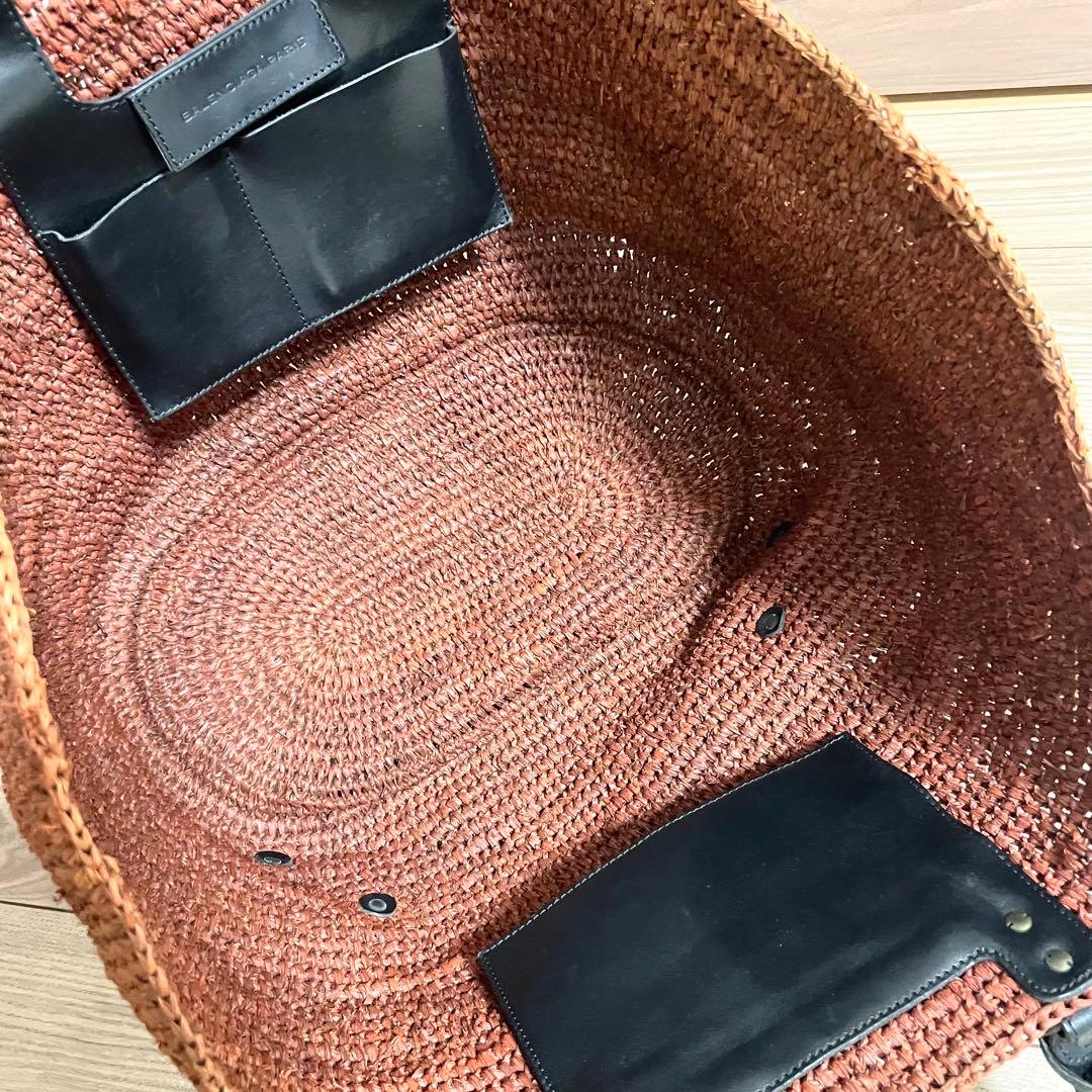 バレンシアガ　カゴバッグ　トートバッグ　ラフィア　シティ　ミラー　編み込み