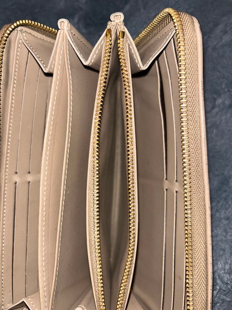 s*i様 ルイヴィトン モノグラム エンボス ジッピー・ウォレット