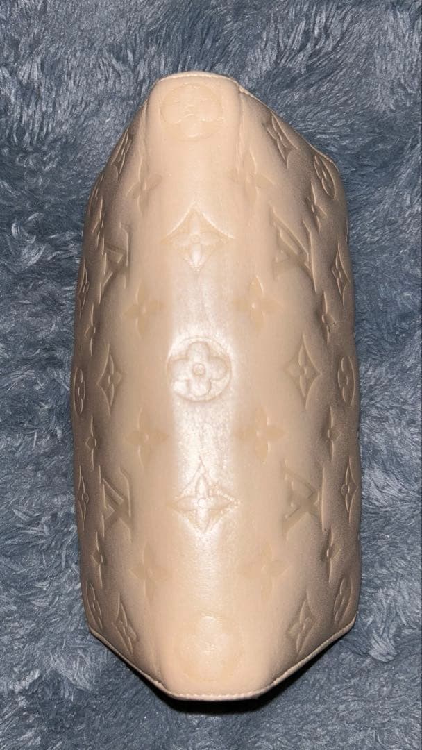 s*i様 ルイヴィトン モノグラム エンボス ジッピー・ウォレット