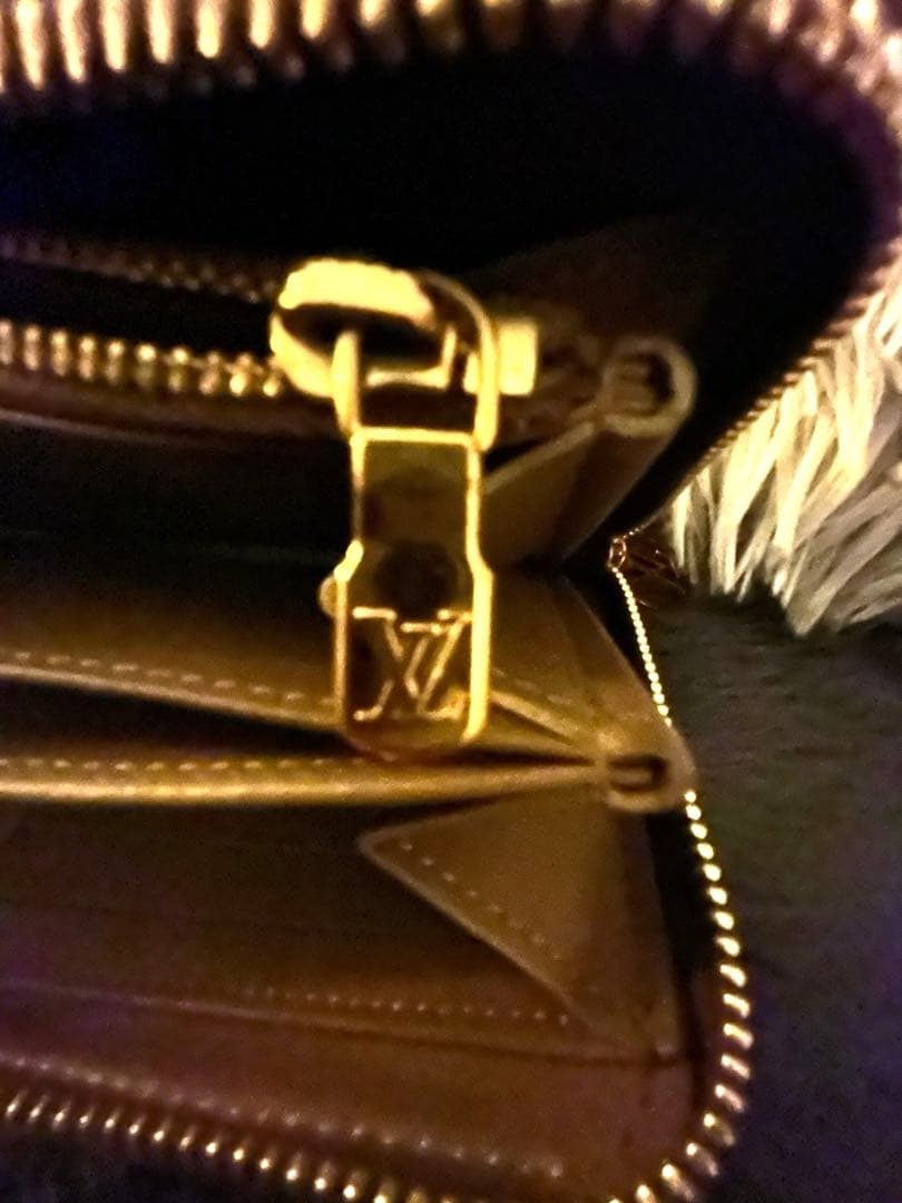 s*i様 ルイヴィトン モノグラム エンボス ジッピー・ウォレット