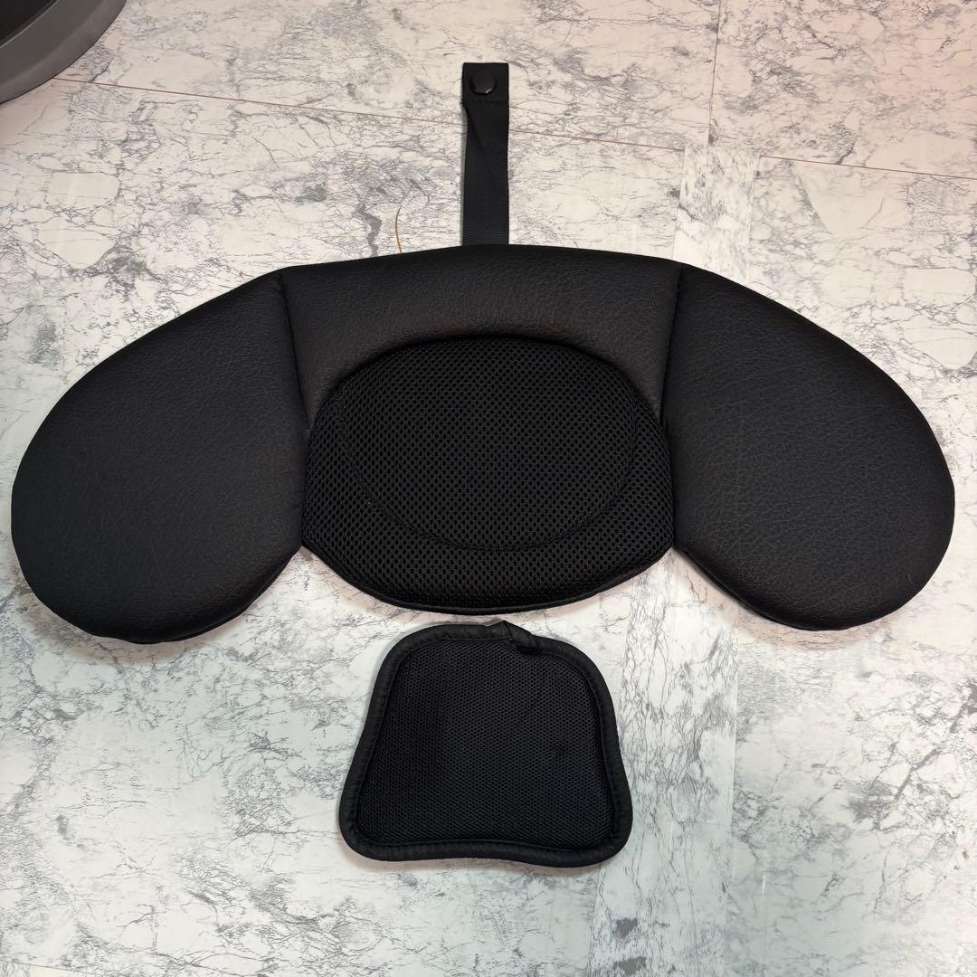 【極美品】コンビ　クルムーヴスマート　シートベルト式　チャイルドシート