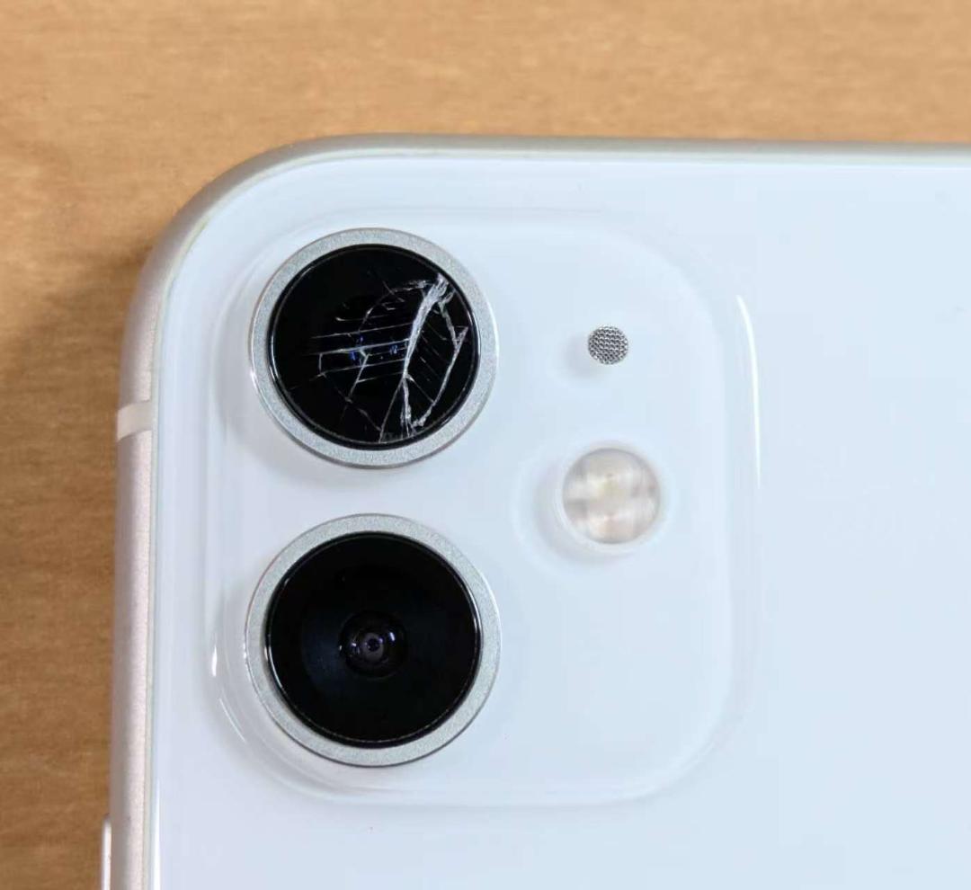 スマートフォン本体 010700I iPhone11 A2221 256GB