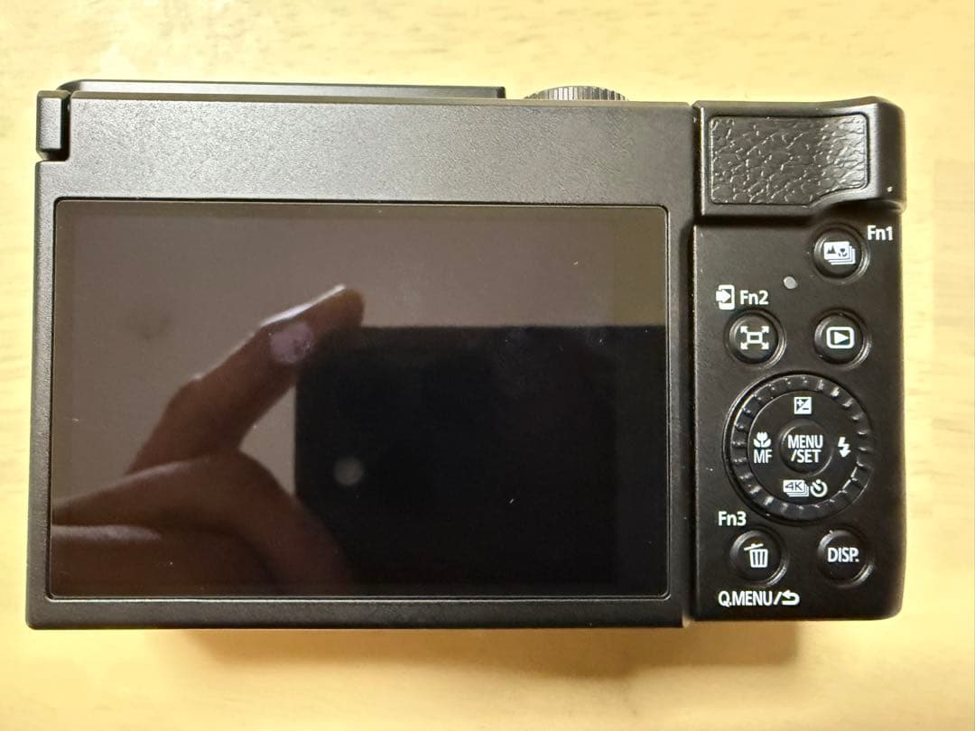 D　 Panasonic Lumix DC-TZ99