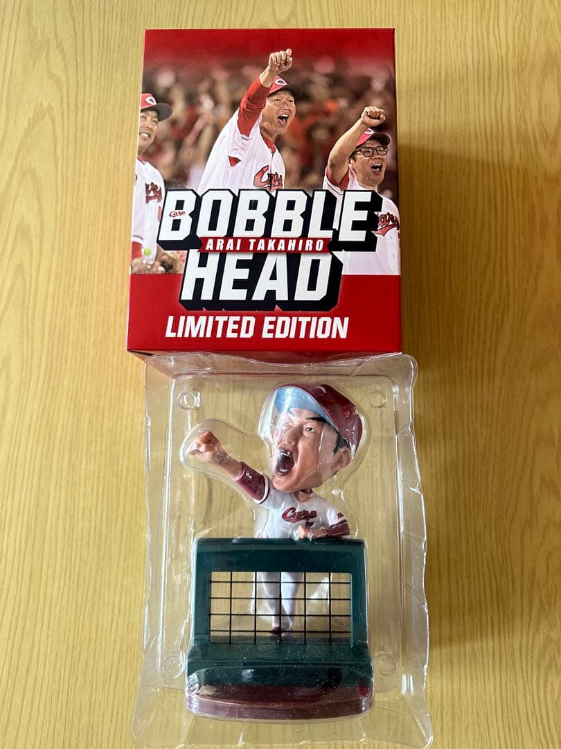 カープ　新井監督・黒田博樹ボブルヘッド、エディオンピースウイング広島　3点セット