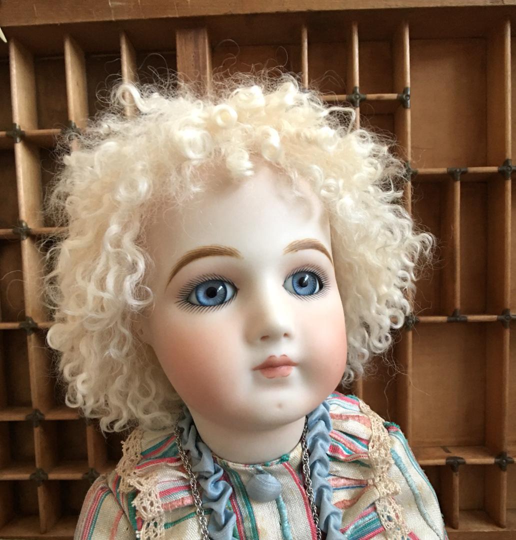 ビスクドール (1118-43br) サイズ 約43cm 作家様モノです。