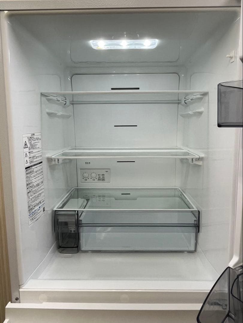 #23 3ドア TOSHIBA 2021年 326L GR-T33SC(WT)