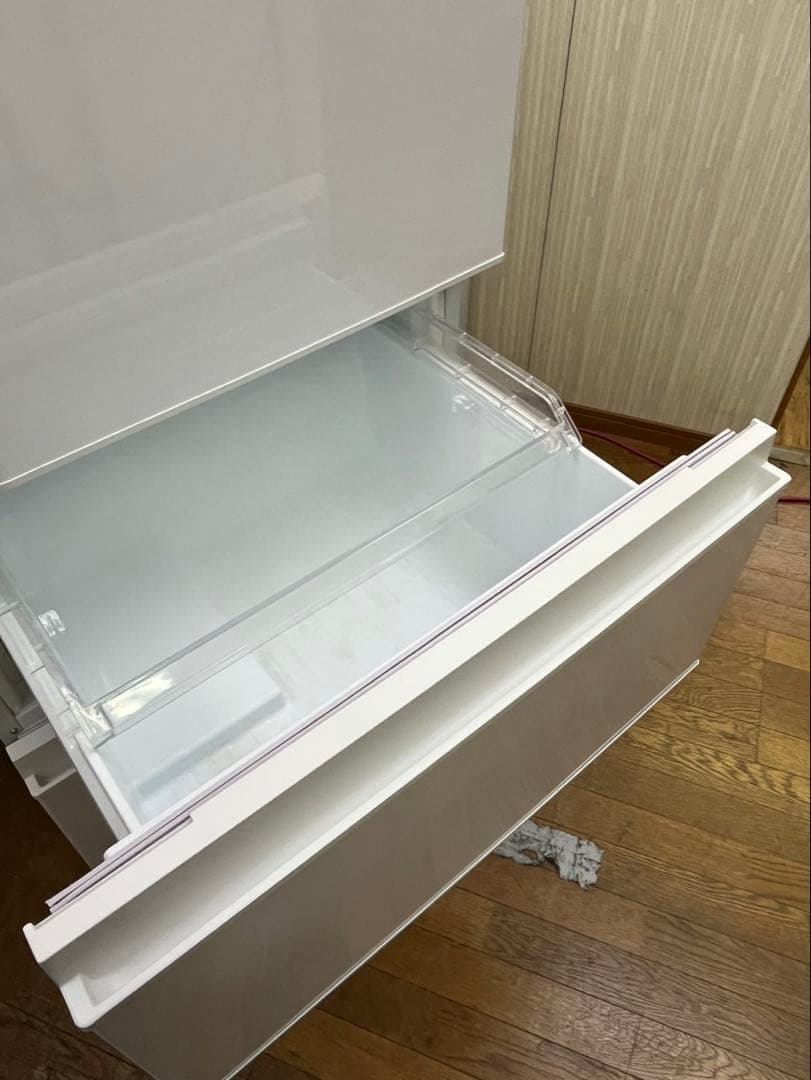 #23 3ドア TOSHIBA 2021年 326L GR-T33SC(WT)