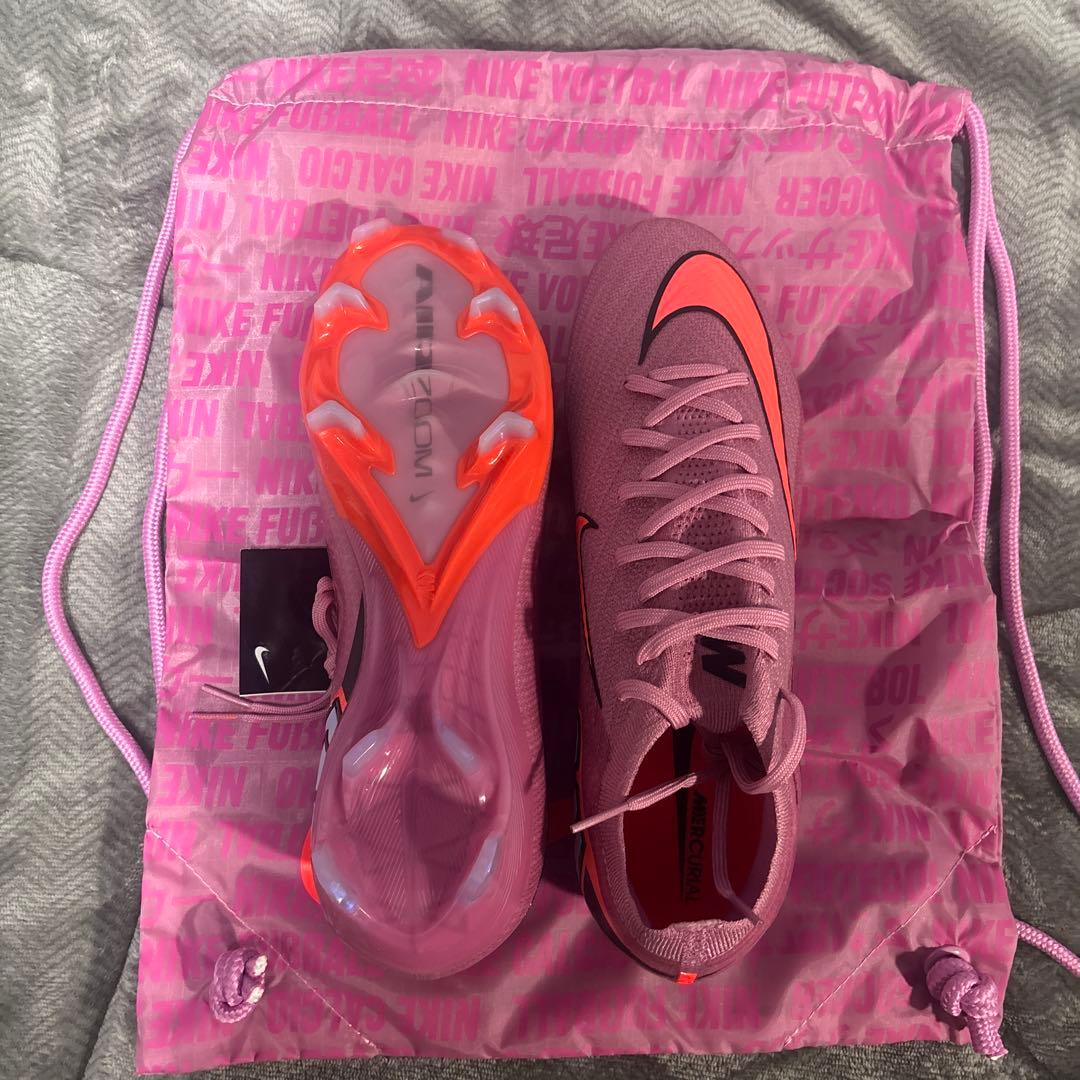 NIKE マーキュリアルFG