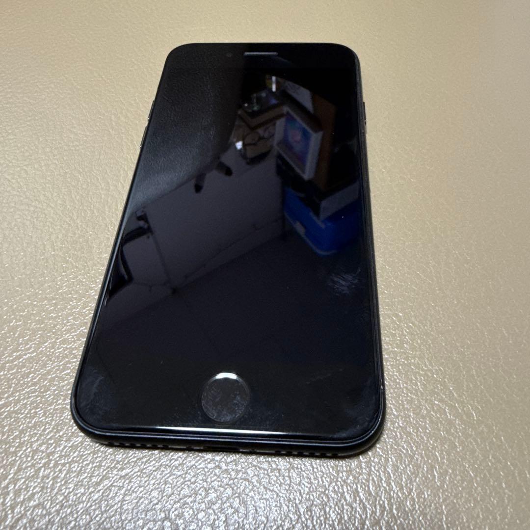 Apple iPhone SE 第2世代 256GB 最大容量100%