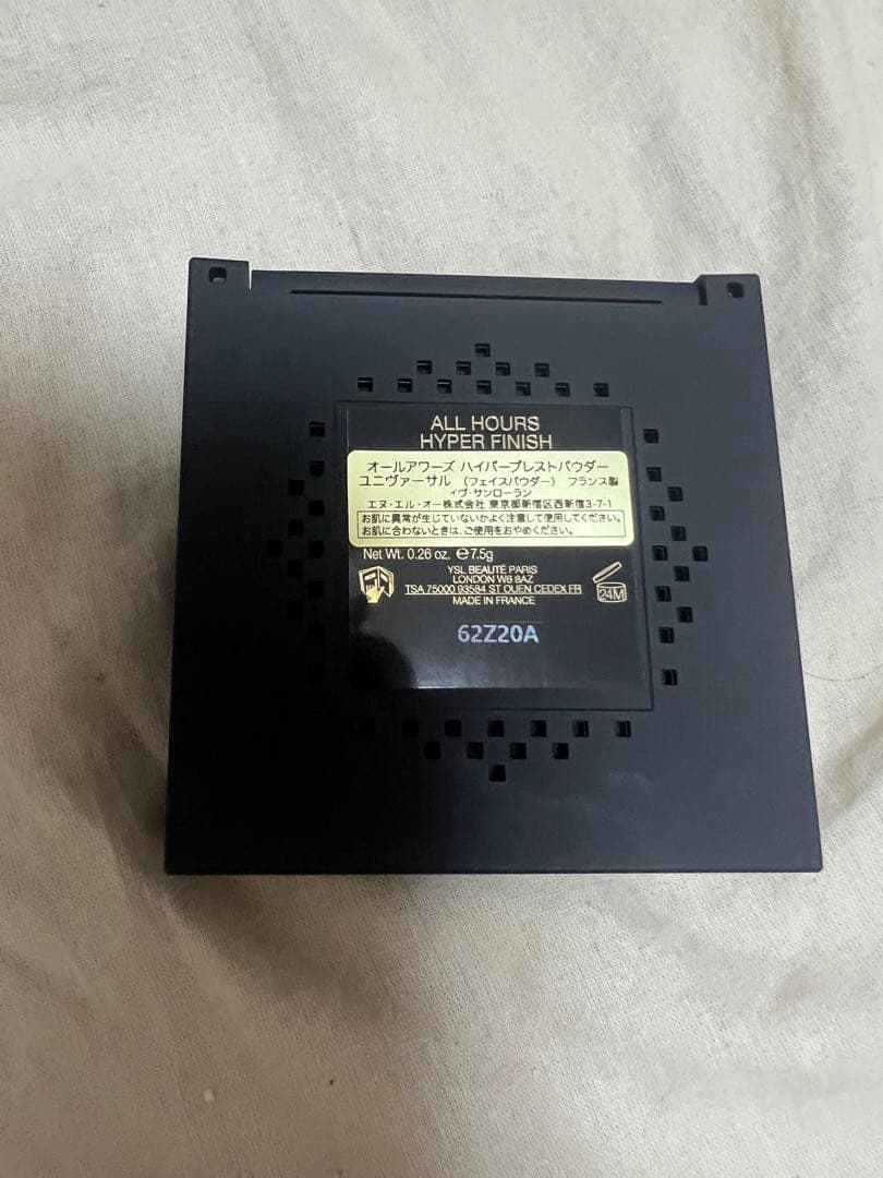 YSL ALL HOURS HYPER FINISH プレストパウダユニバーサル
